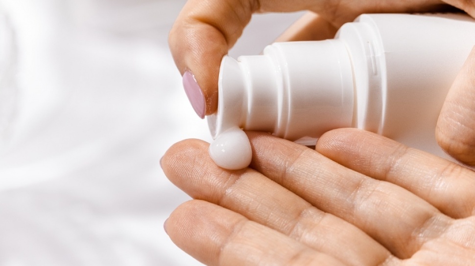 5 Sunscreen Mencerahkan Wajah, Harga Murah Meriah Mulai Rp30 Ribuan, Wajib Coba Tahun Ini!