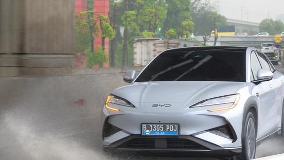 Ketahui Daftar 20 Mobil Terlaris di RI April 2025, Innova Unggul, BYD Sealion 7 Jadi Sorotan, inilah detailnya