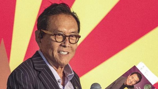 Inilah 9 Perbedaan Mencolok Ayah Kaya & Ayah Miskin Ala Robert Kiyosaki agar finansialmu lebih baik