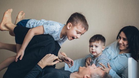 Ketahui! Ahli Genetika Ungkap, Apakah Anak Pintar Turunan Ayah atau Ibu? Penjelasan Lengkapnya Disini! Biar Tidak Penasaran Lagi