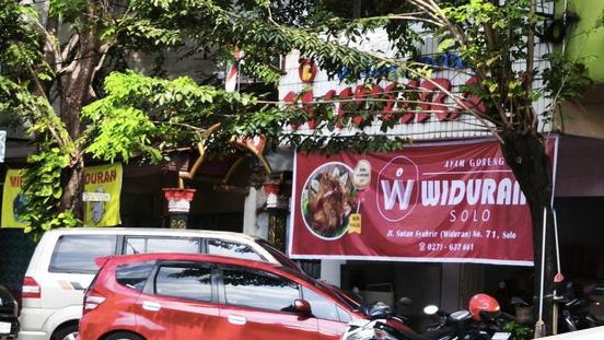 Inilah Fakta Mengejutkan Ayam Goreng Widuran, Terbukti Nonhalal dan Menggemparkan pecinta kuliner!