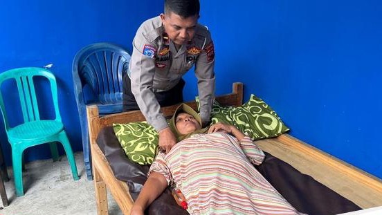 Ketahui Inovasi Ipda Lanjar, Pos Lantas Gombong Kebumen Jadi Tempat Berobat Gratis Setiap Jumat, Bantu Masyarakat!