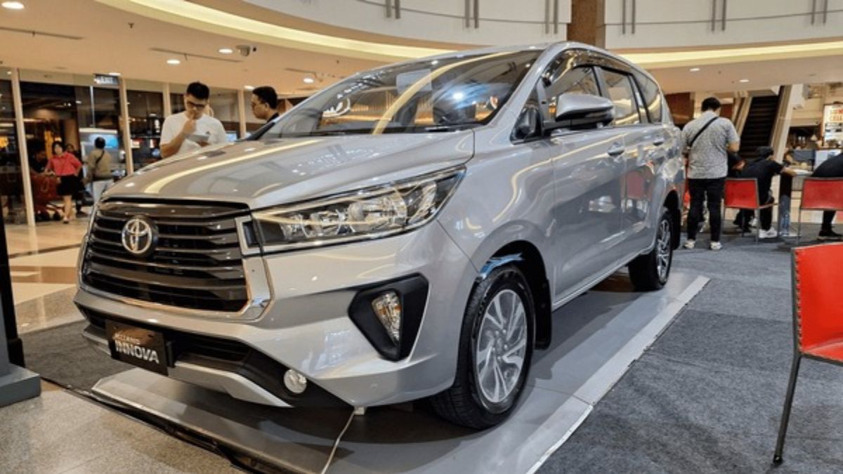 Tabel Simulasi Kredit Toyota Innova Reborn Mei 2025 di Mandiri dan BCA, DP 20 Persen Segini Cicilan Termurah, Jangan Sampai Kelewatan!