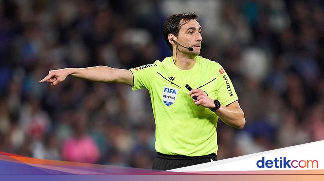 Tangis Wasit Final Copa del Rey usai Ditekan Real Madrid Pecah di Lapangan