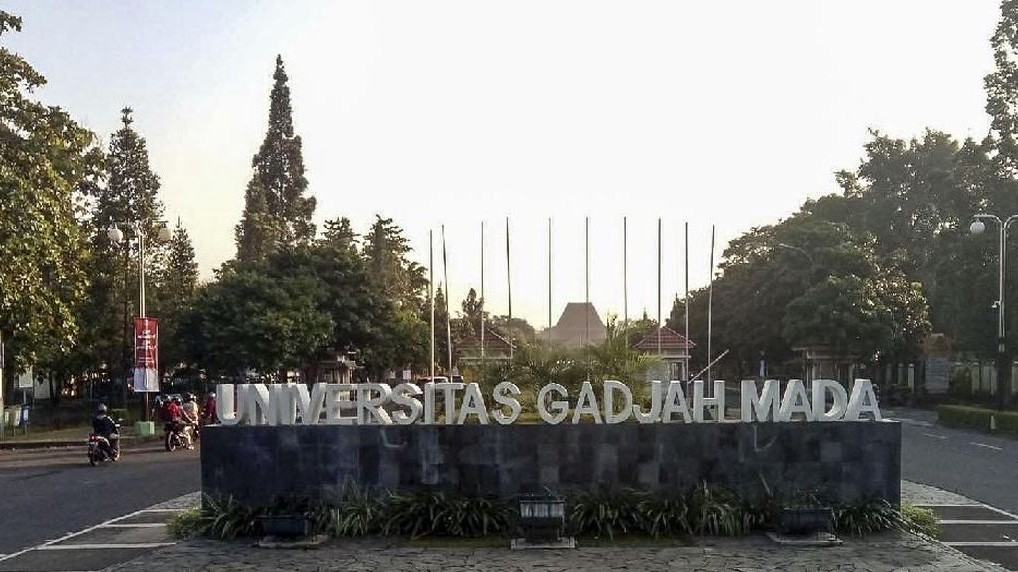 Ketahui Rektor dan Dekan Kehutanan UGM Digugat Soal Ijazah Jokowi Ada apa sebenarnya?