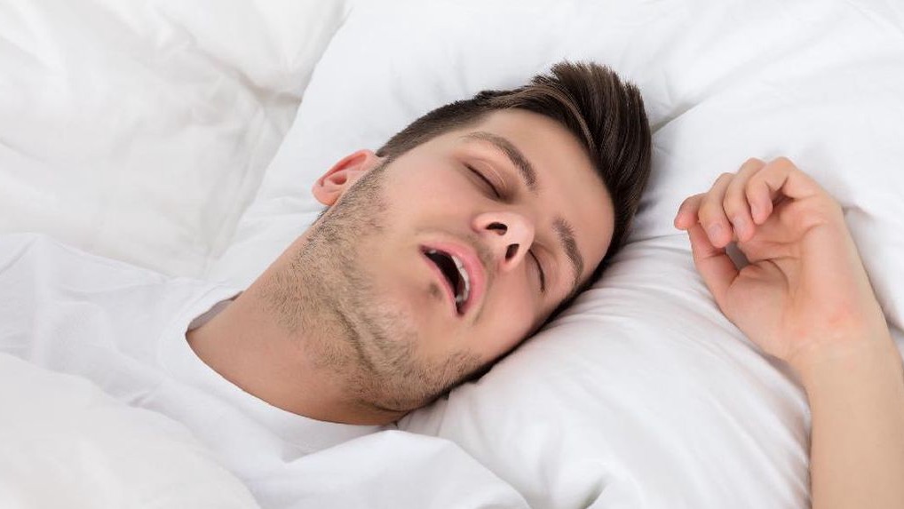 Inilah Alasan Kenapa Ngiler Saat Tidur, Normal atau Penyakit dan cara mengatasinya?