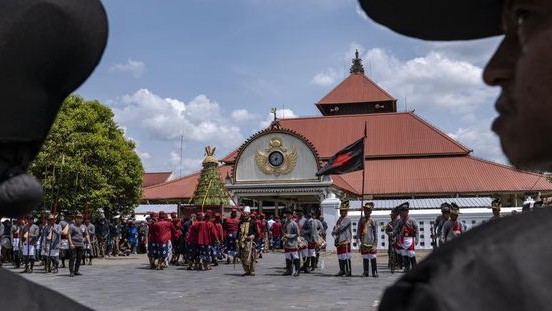 Ketahui Kisah Inspiratif, Anak Pejabat RI Pilih Hidup Sederhana, Teguh Menolak Jual Nama Orang Tua demi integritas diri