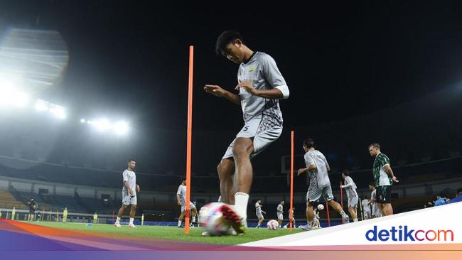 Lawan Bali United, Dewi Fortuna Belum Memihak Persib di GBLA, Pertandingan Berakhir Dramatis
