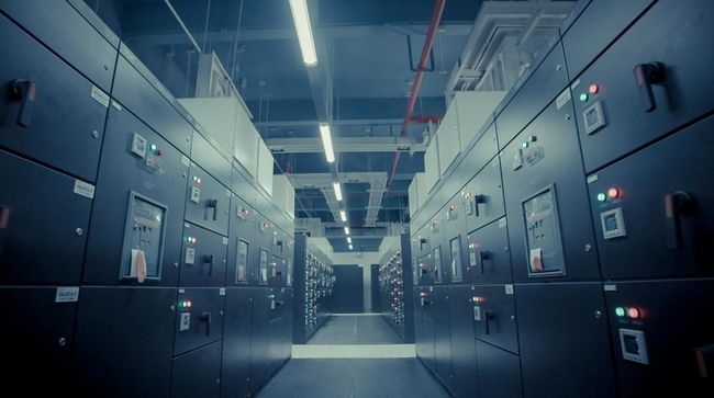 Temukan Raksasa Data Center Indonesia Beroperasi Juni 2025, Dampaknya bagi Masyarakat dan Ekonomi Indonesia yang Perlu Anda Ketahui