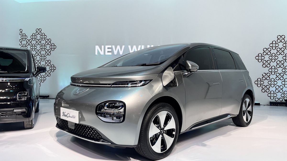 Ketahui Simulasi Kredit Wuling Cloud EV Mei 2025 di Mandiri dan BCA, Cicilan Termurah dengan DP 20 Persen, Cek Sekarang!