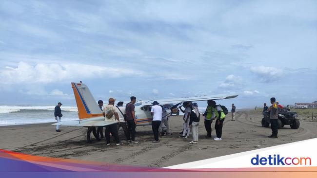 Detik,detik Pesawat Mendarat Darurat di Pantai Pangandaran, Drama Penyelamatan yang Menegangkan