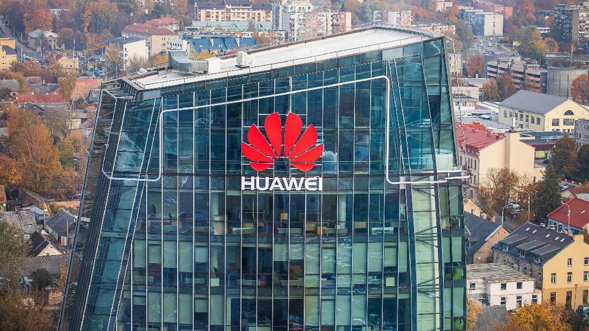 Tantang Nvidia, Huawei Kembangkan Chip AI Canggih untuk Dominasi Global